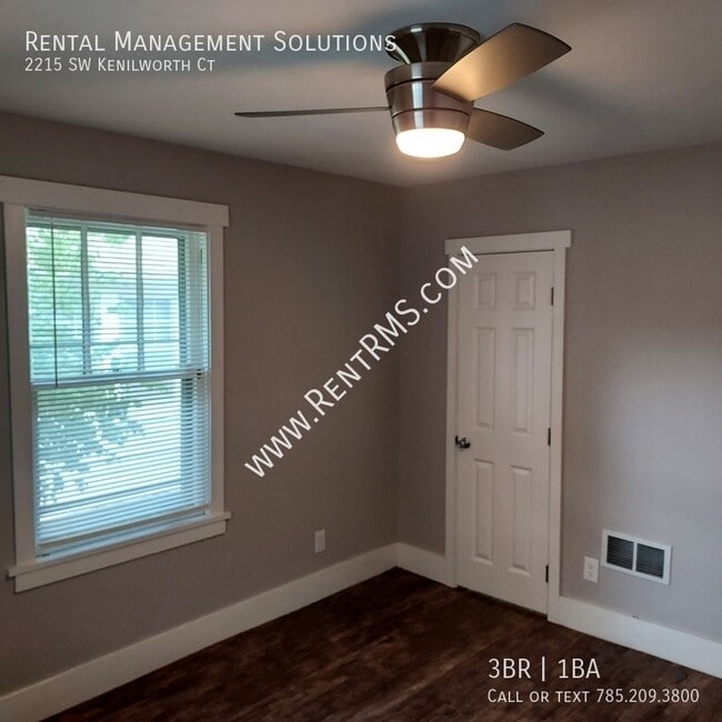Building Photo - 2215 SW Kenilworth Ct
