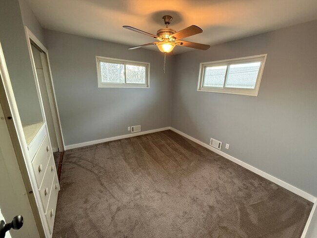 Building Photo - 7225 Inca St