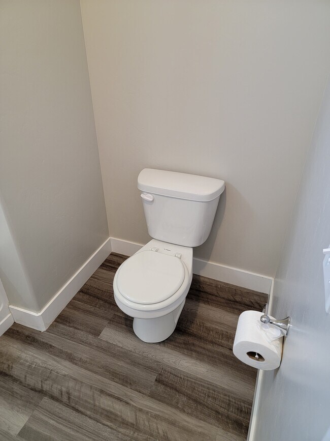 Building Photo - 4234 McKellen Dr