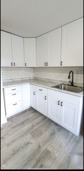 Primary Photo - 26-28 Depot St