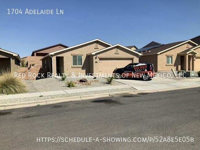 Building Photo - 1704 Adelaide Ln