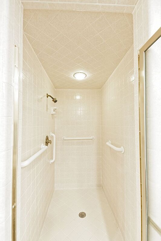 Building Photo - 3217 Squireswood Dr