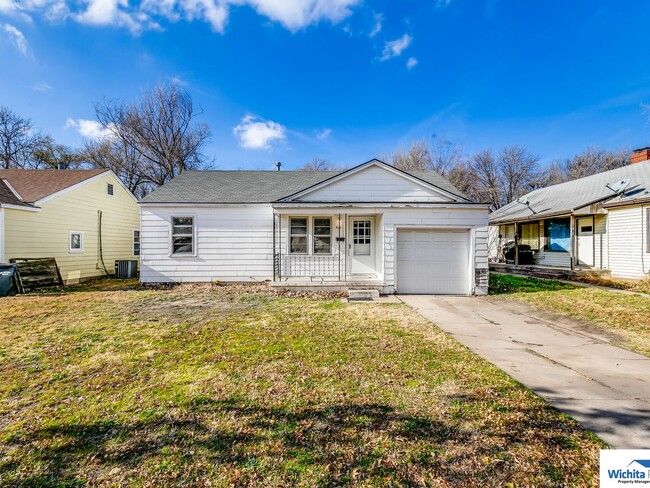 Building Photo - 2 bedroom 1 bath home