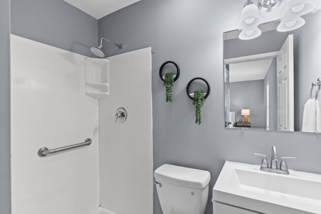 Building Photo - 312 Lemonwood Dr