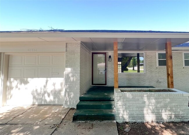 Building Photo - 10416 Ridgeview Dr