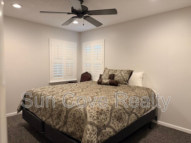 Building Photo - 13550 Avista Dr