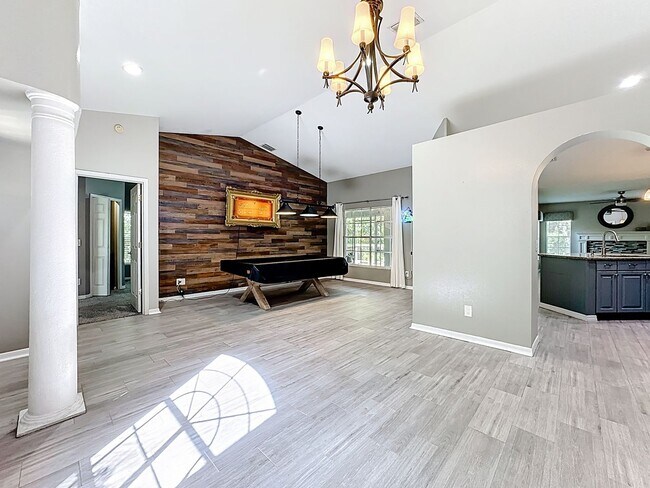 Building Photo - Discover your peaceful retreat in Wekiwa W...