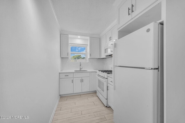 Building Photo - 455 Ocean Blvd
