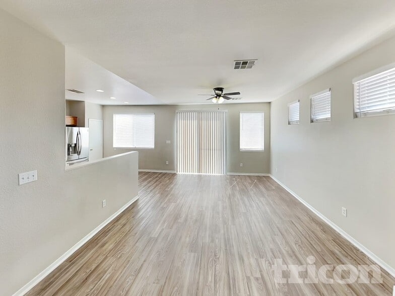 Building Photo - 623 Marlberry Pl