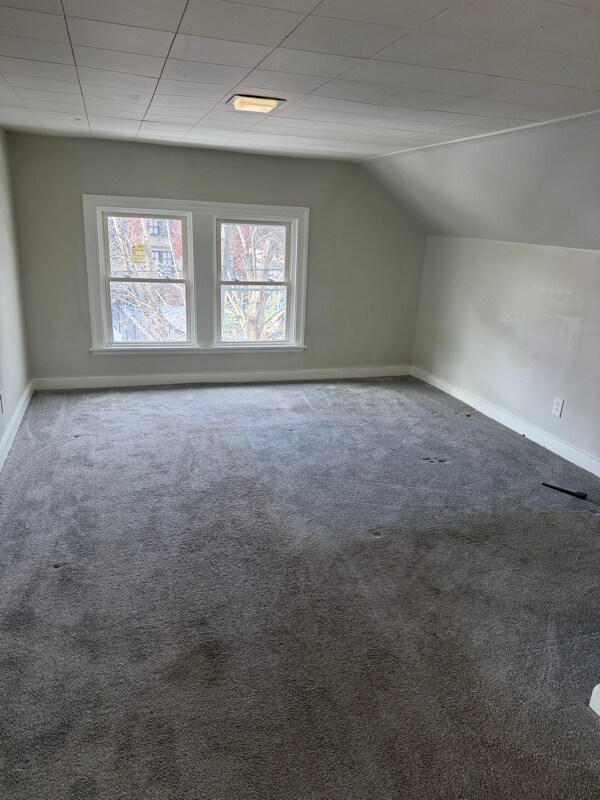 Building Photo - 61 Woodlawn St