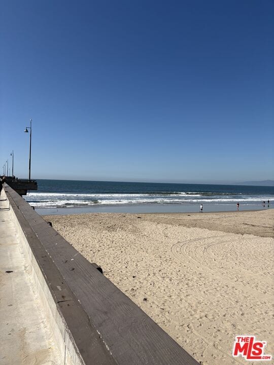 Building Photo - 2425 Ocean Ave