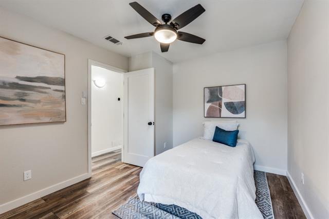 Building Photo - 2100 Rainbow Dr