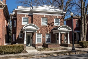 Building Photo - 1204 Columbia St