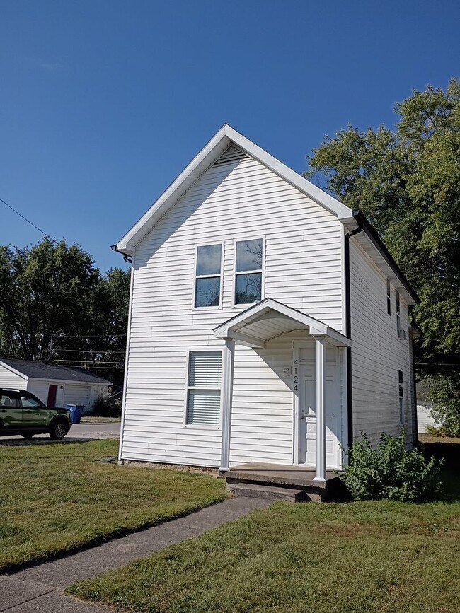 Building Photo - 4124 S Landess St
