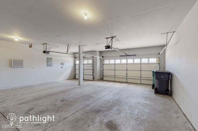 Building Photo - 3 br, 2.5 bath House - 1133 Toscana Drive ...