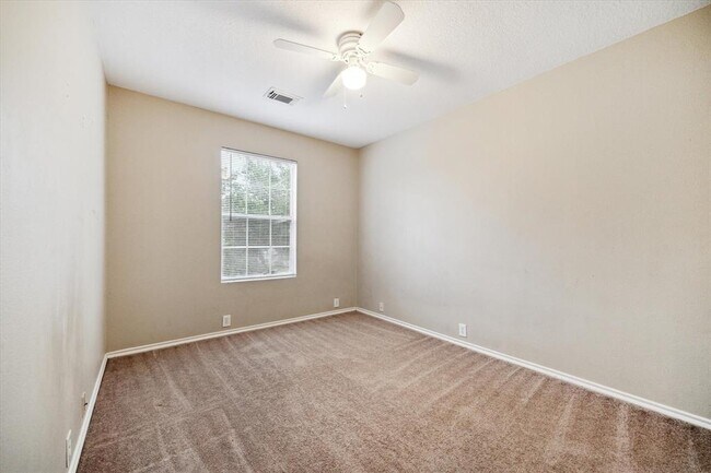 Building Photo - 18730 Sandelford Dr
