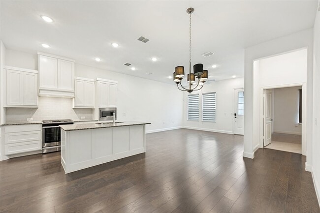 Building Photo - 4565 Stone Valley Trl