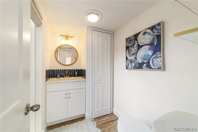 Building Photo - 11517 W Sandpiper Ct