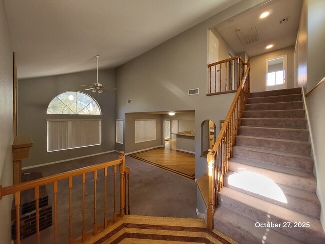 Building Photo - 2113 Harbor Cliff Dr