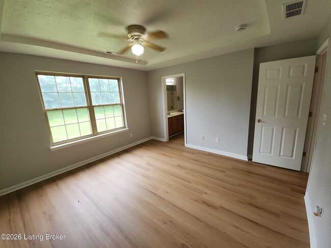 Building Photo - 405 Parker Pl