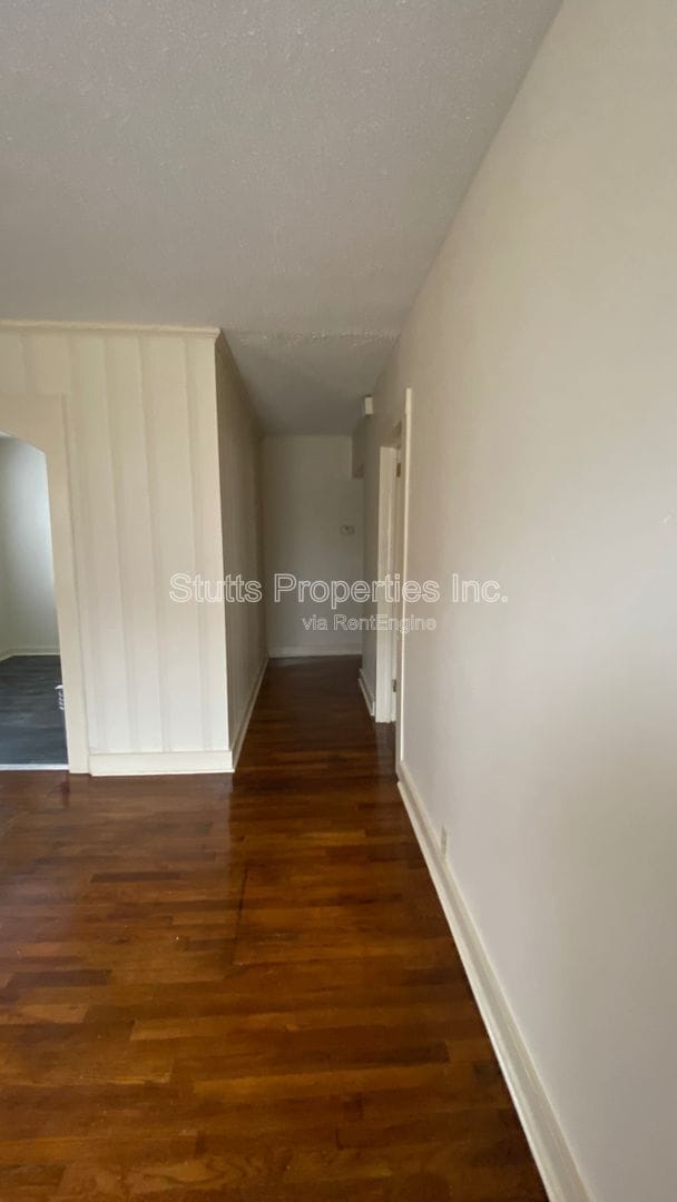 Building Photo - 414 Plum St