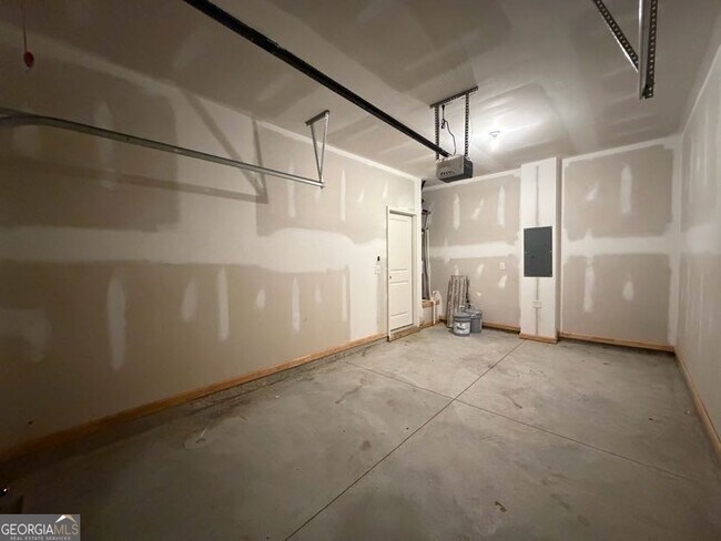 Building Photo - 35300 Condor Ct