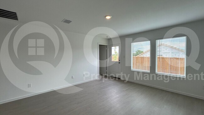Building Photo - 3116 Tokara St