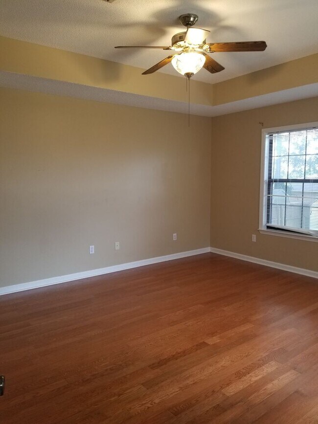 Building Photo - Ashley Lane, Enterprise, AL (Level Plains area)