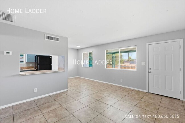 Building Photo - 6747 N 26th Ave