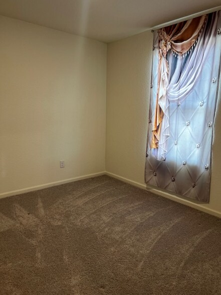 Building Photo - 3601 Mariscal Dr