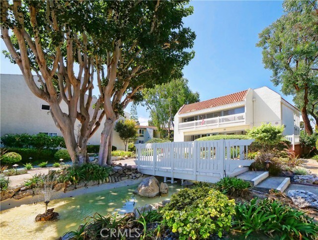 Building Photo - 822 Camino Real
