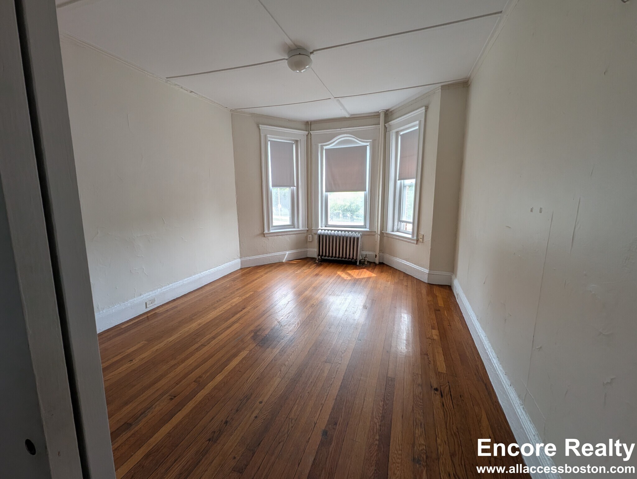 Building Photo - 1175 Boylston St