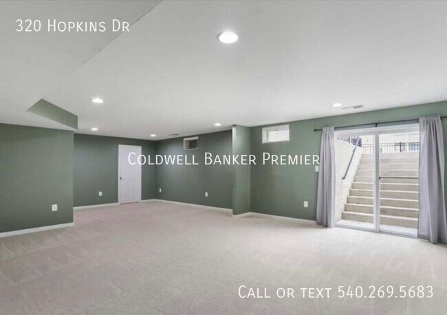 Building Photo - 320 Hopkins Dr