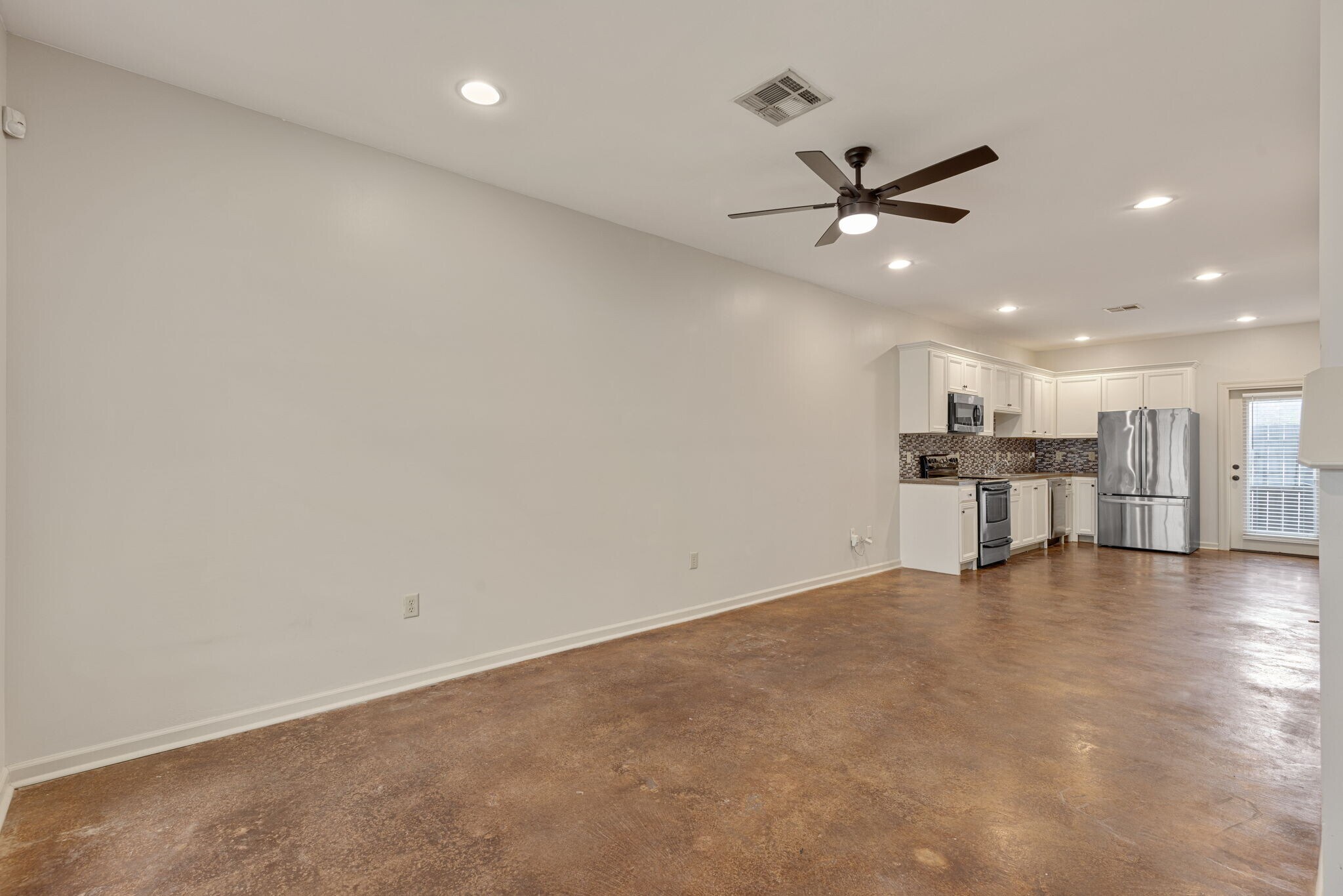 Living Area - 1402 Jefferson St