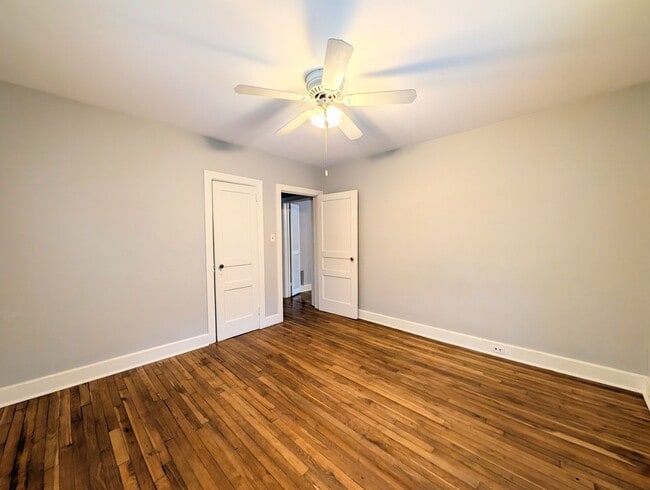 Building Photo - 401 Furches St