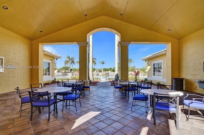 Building Photo - 4301 SW 131st Ln