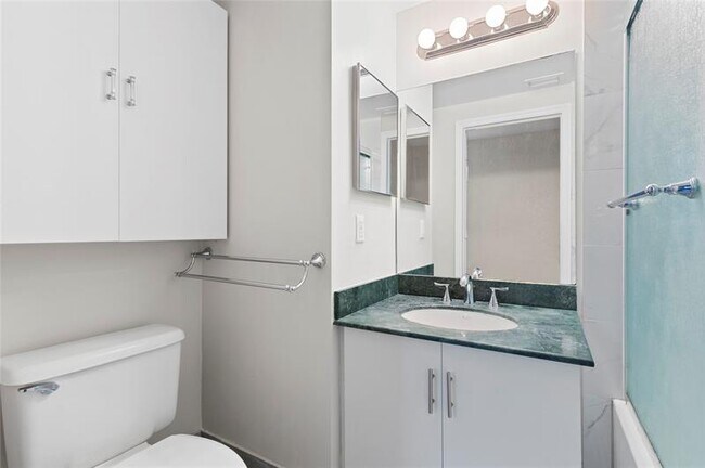 Building Photo - 781 SW 148th Ave