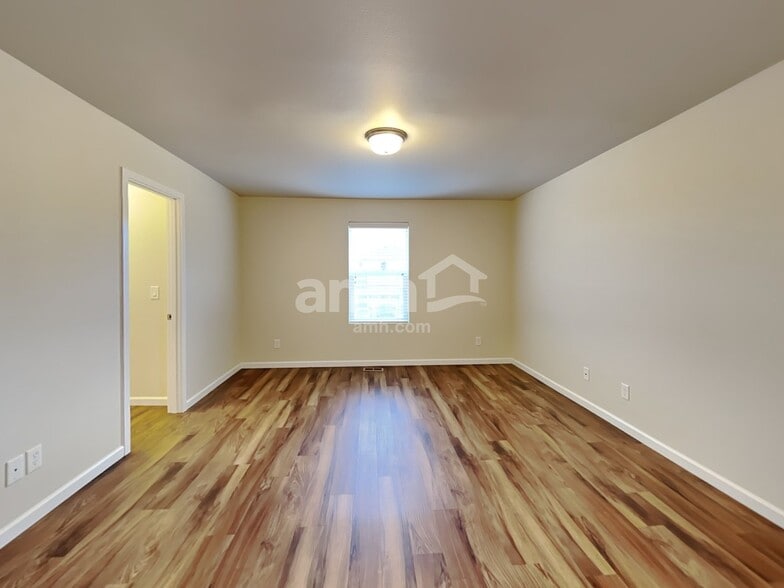 Building Photo - 455 McKinley St