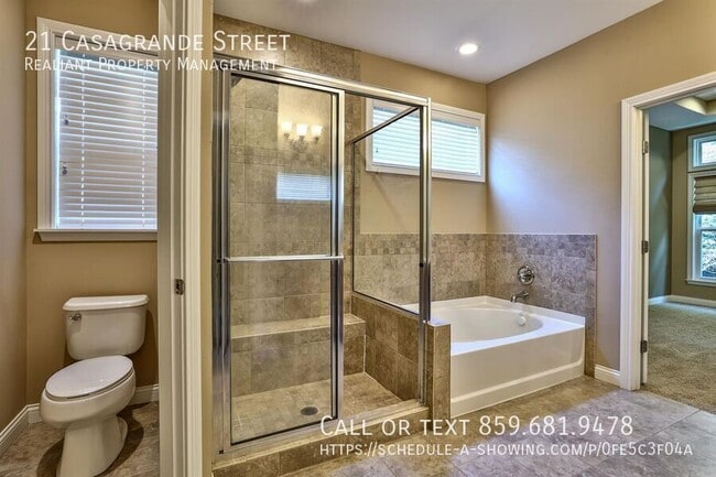 Building Photo - 21 Casagrande St