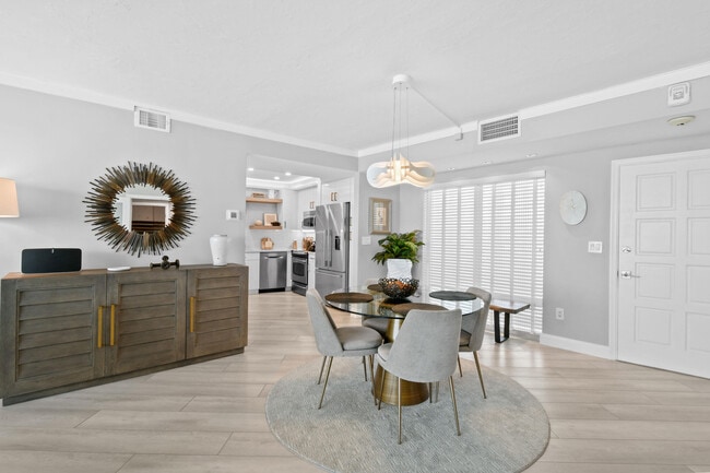 Building Photo - 2774 S Ocean Blvd