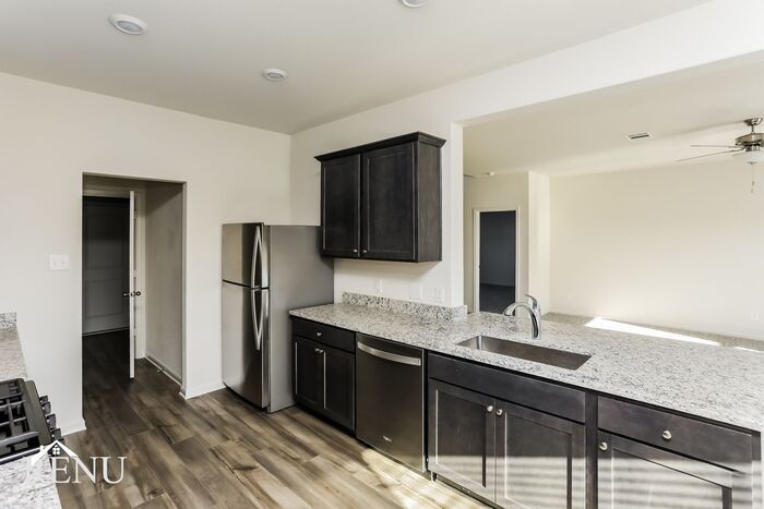 Building Photo - 308 Micah Ln