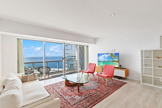 Building Photo - 2451 Brickell Ave