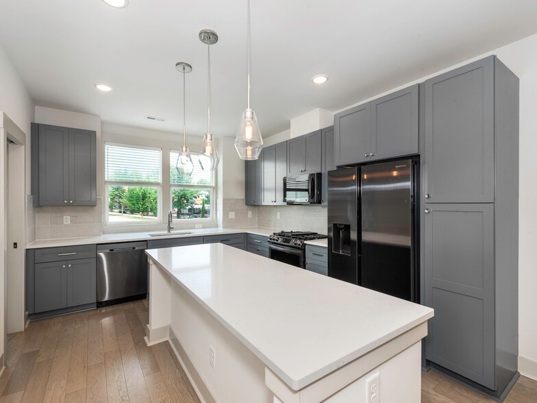 Kitchen - 2349 Wesley Village Rd