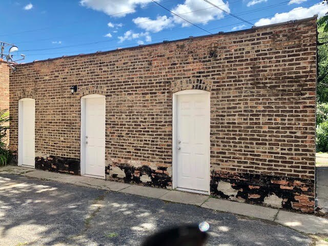 Building Photo - 1939 Scoville Ave