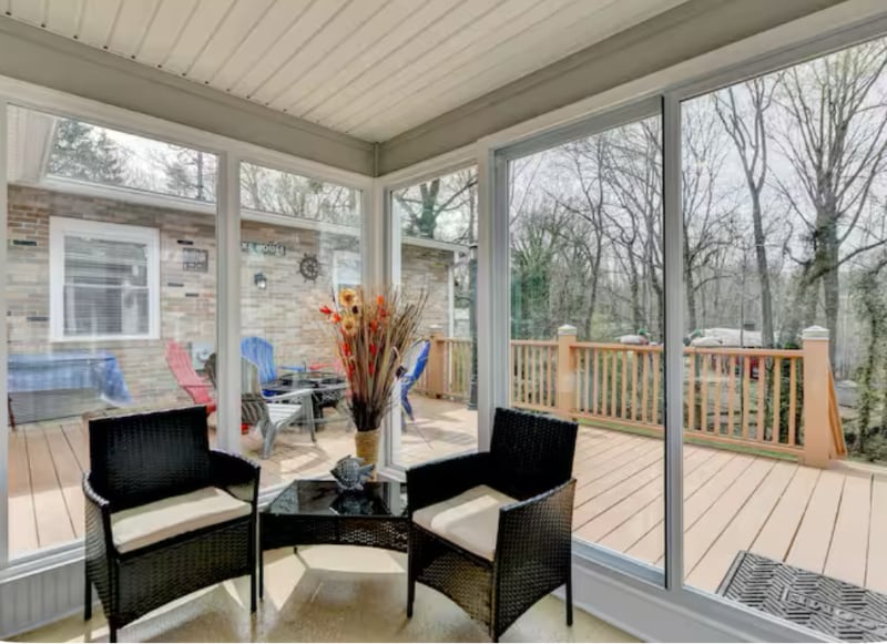 Building Photo - 2817 Evergreen Pl