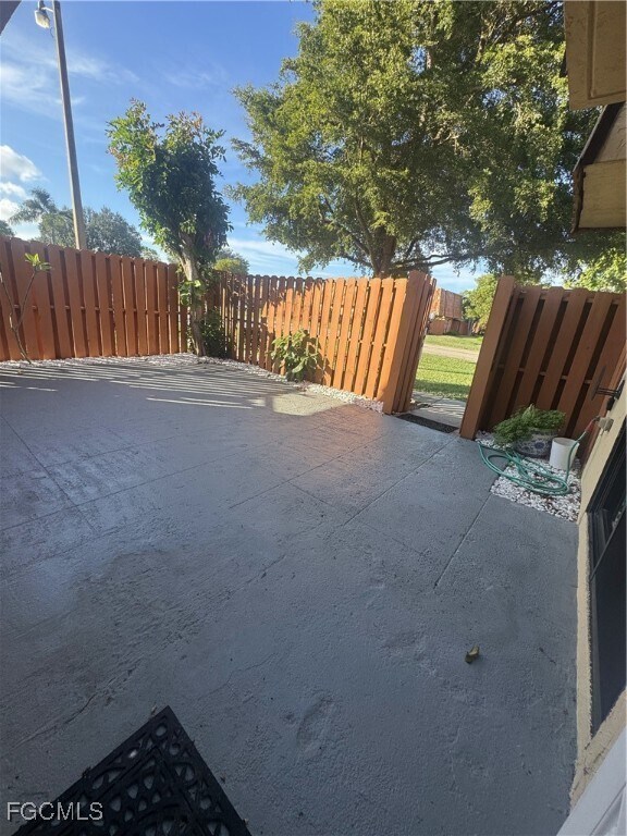 Building Photo - 1708 Park Meadows Dr