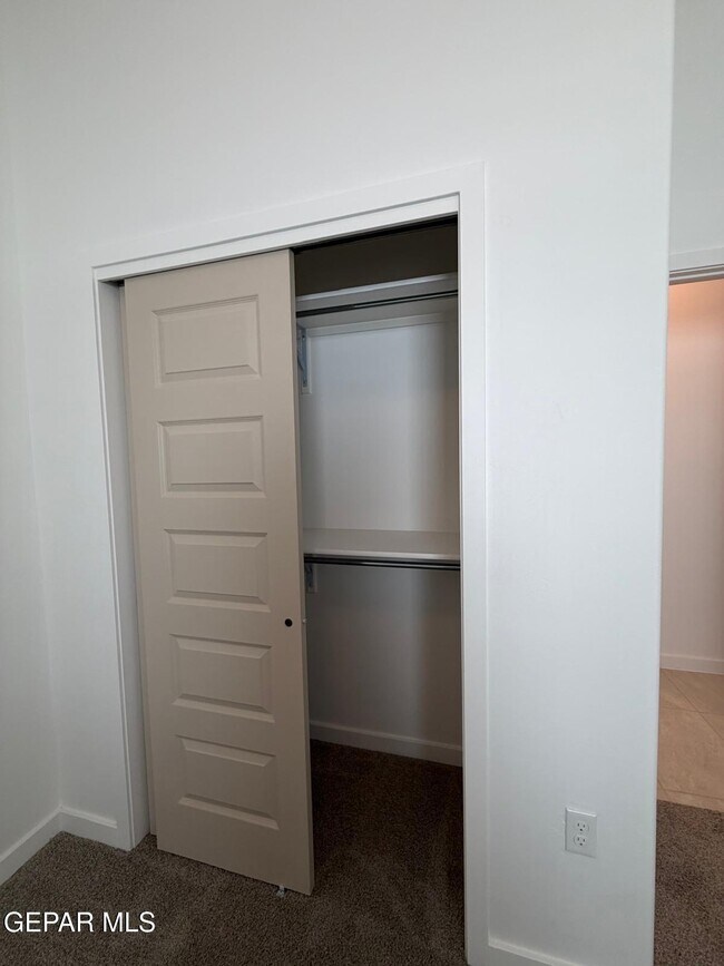 Building Photo - 13912 Garforth Ave