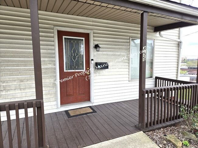 Building Photo - 455 E Jefferson St