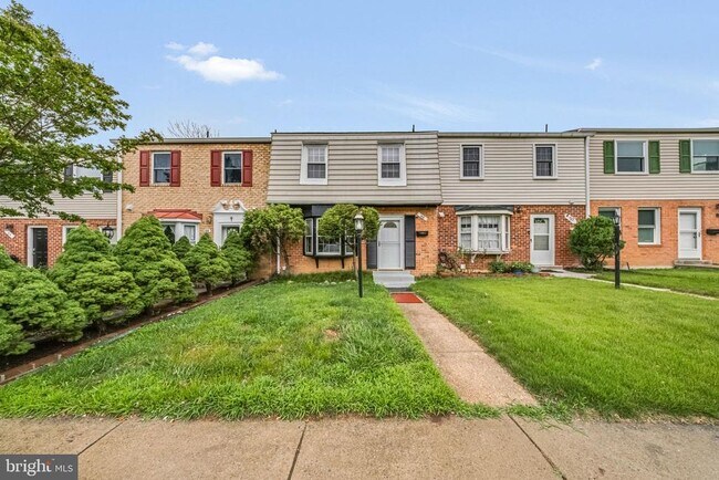 Building Photo - 68 Orchard Dr