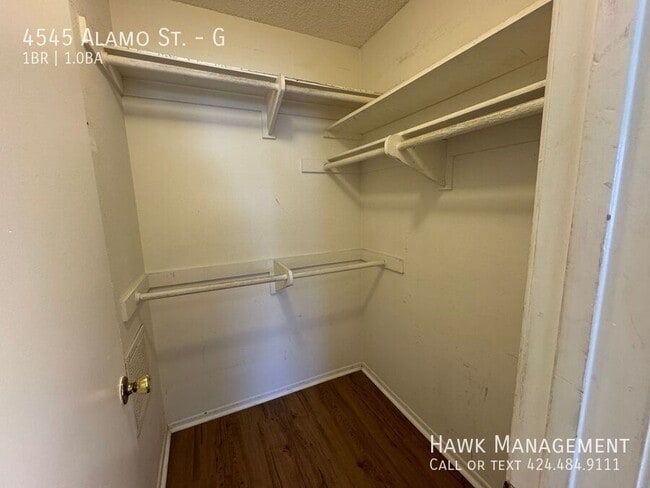 Building Photo - 4545 Alamo St